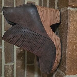 Pierre Dumas Pam Clog Ankle Boots Brown‎ Womens Size 9